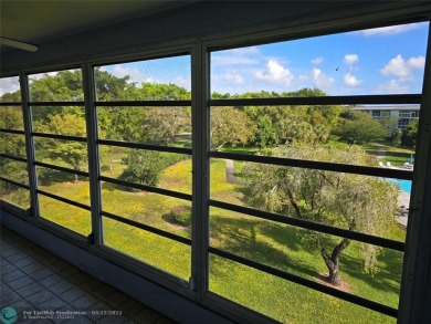 Price Reduced - Best Value in Wynmoor! You won't find a better on Wynmoor Golf Course in Florida - for sale on GolfHomes.com, golf home, golf lot