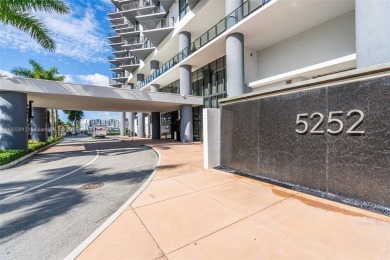 Live the urban lifestyle at 5252 Paseo! Bright and modern 1 on Doral Golf Resort in Florida - for sale on GolfHomes.com, golf home, golf lot