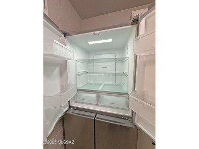 Move-in-ready ground-floor co-op in central Tucson! This 1BR/1BA on Randolph Park Golf Courses in Arizona - for sale on GolfHomes.com, golf home, golf lot