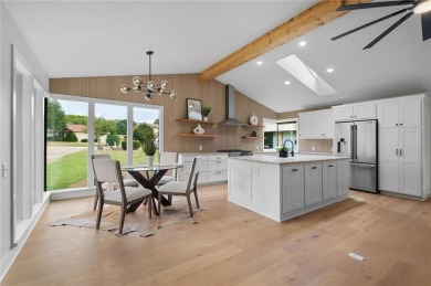 Completely remodeled and move in ready: 3 Lundy Lane offers on Bella Vista Country Club - Kingswood in Arkansas - for sale on GolfHomes.com, golf home, golf lot