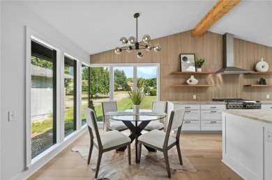 Completely remodeled and move in ready: 3 Lundy Lane offers on Bella Vista Country Club - Kingswood in Arkansas - for sale on GolfHomes.com, golf home, golf lot