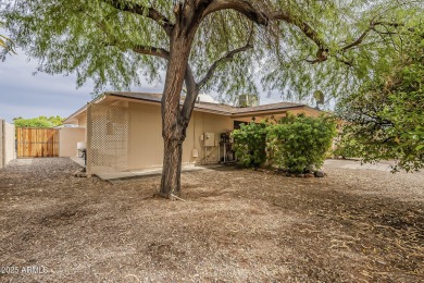 Fantastic Value in Sun City West! Freshly Painted Exterior + on Briarwood Country Club in Arizona - for sale on GolfHomes.com, golf home, golf lot