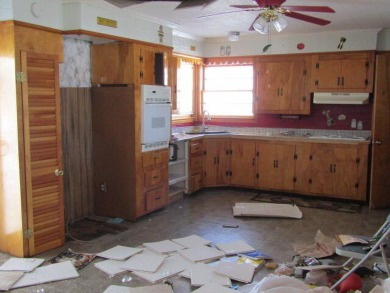 APPROVED SHORT SALE PRICE: $71250
Bring your toolbox! Cape on Hillcrest Golf Club in Maine - for sale on GolfHomes.com, golf home, golf lot