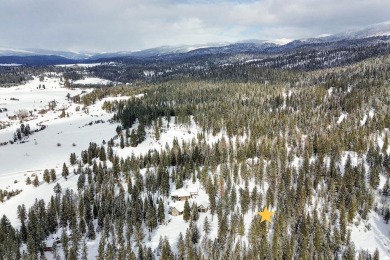 This .3 acre building lot sits perched above the beautiful Jug on Jug Mountain Ranch Golf Course in Idaho - for sale on GolfHomes.com, golf home, golf lot