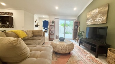Gorgeous 3 Bedroom, 2 Bathroom Villa in Palm Beach Gardens! This on Old Palm Golf Club in Florida - for sale on GolfHomes.com, golf home, golf lot
