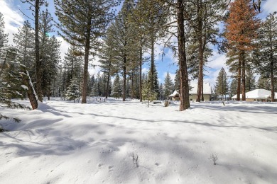 This .3 acre building lot sits perched above the beautiful Jug on Jug Mountain Ranch Golf Course in Idaho - for sale on GolfHomes.com, golf home, golf lot