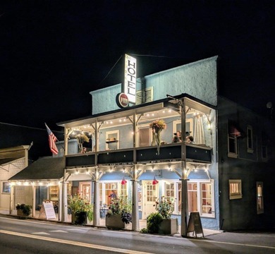 Historic Boutique Hotel | Gateway to Yosemite Rare opportunity on Pine Mountain Lake Country Club in California - for sale on GolfHomes.com, golf home, golf lot