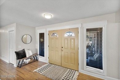 Welcome to this beautifully updated 3-bedroom, 2-bath on Spruce Creek Golf Club in Florida - for sale on GolfHomes.com, golf home, golf lot