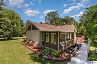 Welcome to this charming Ranch home in the desirable Doe Valley on Doe Valley Country Club in Kentucky - for sale on GolfHomes.com, golf home, golf lot