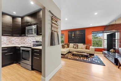 Beautifully Renovated 2-Bed/2-Bath Corner Unit! This fully on Davie Golf Club in Florida - for sale on GolfHomes.com, golf home, golf lot