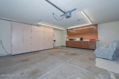 Unique remodeled &immaculate end unit patio home with Great Room on Westbrook Village Golf Club in Arizona - for sale on GolfHomes.com, golf home, golf lot