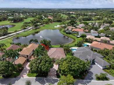 Lovely 3-bedroom, 3.5 bath + den home that is move-in ready! on The Club At Admirals Cove Golf Village in Florida - for sale on GolfHomes.com, golf home, golf lot