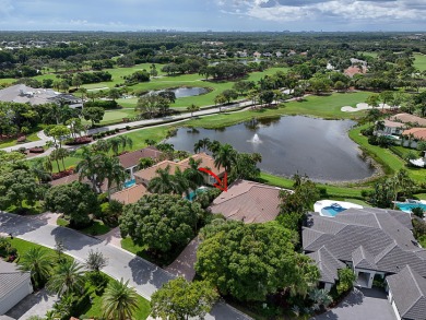 Lovely 3-bedroom, 3.5 bath + den home that is move-in ready! on The Club At Admirals Cove Golf Village in Florida - for sale on GolfHomes.com, golf home, golf lot
