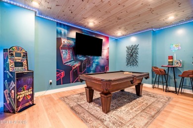 New construction 5 bedroom, 5 full bathroom cabin, fully turnkey on Sevierville Golf Club in Tennessee - for sale on GolfHomes.com, golf home, golf lot