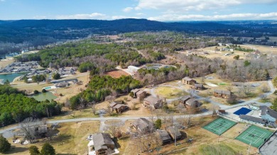 Beautiful Fully Furnished Upper Level Condo in Woodson Bend on Woodson Bend Resort in Kentucky - for sale on GolfHomes.com, golf home, golf lot