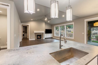 Rare, newer SINGLE LEVEL home backing to golf course in NW Bend on Bend Golf and Country Club in Oregon - for sale on GolfHomes.com, golf home, golf lot