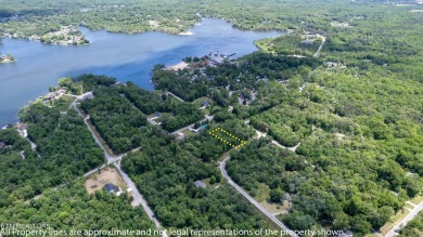Nestled in the serene Quapaw Subdivision of beautiful Lake Tansi on Lake Tansi Village Country Club in Tennessee - for sale on GolfHomes.com, golf home, golf lot