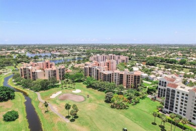 Updated condo in Boca Pointe offering natural light, comfort on Boca Pointe Country Club in Florida - for sale on GolfHomes.com, golf home, golf lot