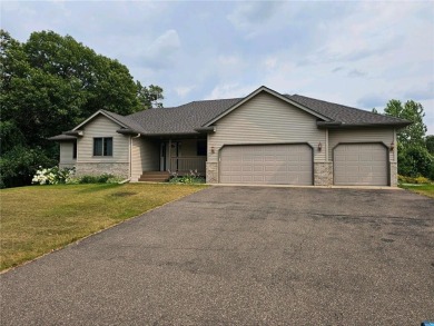 This beautiful 2000 custom built One Story home is located on a on Pebble Creek Golf Club in Minnesota - for sale on GolfHomes.com, golf home, golf lot