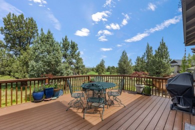 One if the best townhome views in Eagle Crest! This tastefully on Eagle Crest Golf Resort - Resort Course in Oregon - for sale on GolfHomes.com, golf home, golf lot