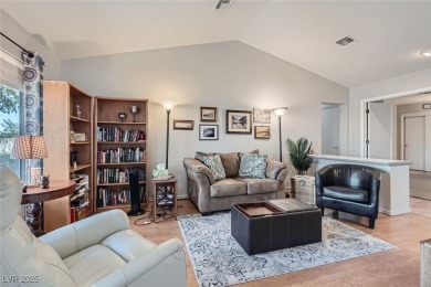 Adorable townhome located in the 55+ community of Sun City on Highland Falls Golf Club in Nevada - for sale on GolfHomes.com, golf home, golf lot