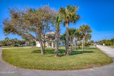 Just 400 steps from the ocean, this fully remodeled residence on Harbour Village Golf and Yacht Club in Florida - for sale on GolfHomes.com, golf home, golf lot