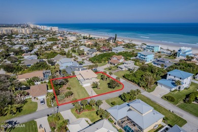 Just 400 steps from the ocean, this fully remodeled residence on Harbour Village Golf and Yacht Club in Florida - for sale on GolfHomes.com, golf home, golf lot