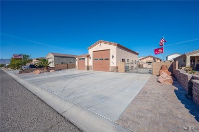 Your Ultimate RV Luxury Retreat & Guest House Awaits. Looking on Los Lagos Golf Club in Arizona - for sale on GolfHomes.com, golf home, golf lot