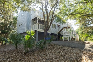 Excellent location and ready to make your own! Well-cared for on Bald Head Island Golf Club in North Carolina - for sale on GolfHomes.com, golf home, golf lot