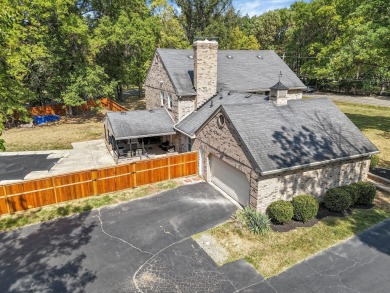 Have you been looking for an all-brick house with a 10ft deep on Columbus Country Club - Championship in Ohio - for sale on GolfHomes.com, golf home, golf lot