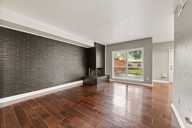 Discover the ideal renovated starter home in the heart of on The Country Place in Texas - for sale on GolfHomes.com, golf home, golf lot