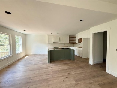 Gorgeous New Construction just a golf cart ride away from the on Bella Vista Country Club - Highlands in Arkansas - for sale on GolfHomes.com, golf home, golf lot