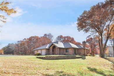 Don't miss this incredibly built two bedroom two bath full brick on Pine Ridge Golf Club in Minnesota - for sale on GolfHomes.com, golf home, golf lot