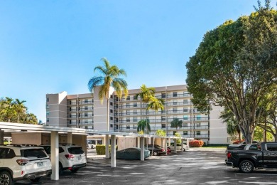 Beautiful penthouse condominium with outstanding golf course and on The Country Club At Boca Raton in Florida - for sale on GolfHomes.com, golf home, golf lot