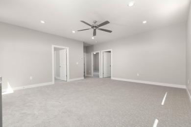 End-unit townhouse in Eagle Point located less than a mile from on Sky Mountain Golf Course in Utah - for sale on GolfHomes.com, golf home, golf lot