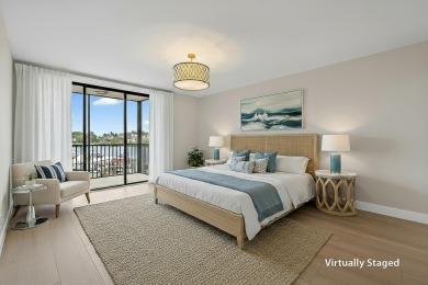 Beautifully updated waterfront condo in the gated community of on Jonathans Landing Golf Club in Florida - for sale on GolfHomes.com, golf home, golf lot