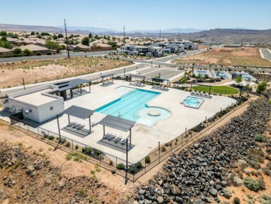 End-unit townhouse in Eagle Point located less than a mile from on Sky Mountain Golf Course in Utah - for sale on GolfHomes.com, golf home, golf lot