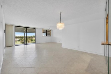 You'll love this rarely available, extended 1,200 sq. ft on  in Florida - for sale on GolfHomes.com, golf home, golf lot