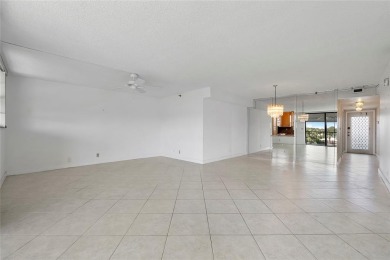 You'll love this rarely available, extended 1,200 sq. ft on  in Florida - for sale on GolfHomes.com, golf home, golf lot