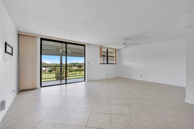 You'll love this rarely available, extended 1,200 sq. ft on  in Florida - for sale on GolfHomes.com, golf home, golf lot
