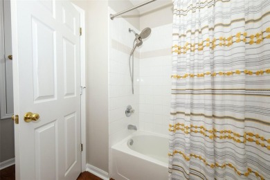 CHARMING HOME IN THE RESORT-STYLE GATED COMMUNITY OF on Stoneybrook East Golf Club in Florida - for sale on GolfHomes.com, golf home, golf lot