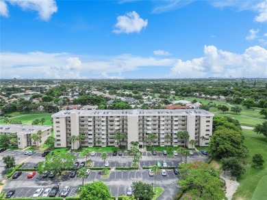 You'll love this rarely available, extended 1,200 sq. ft on  in Florida - for sale on GolfHomes.com, golf home, golf lot