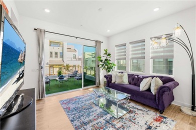 Welcome to this modern and comfortable house with luxurious yard on Oak Creek Golf Club in California - for sale on GolfHomes.com, golf home, golf lot