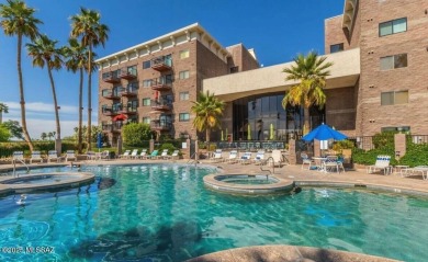 Discover the ultimate Lake Havasu lifestyle in this beautiful on Bridgewater Links in Arizona - for sale on GolfHomes.com, golf home, golf lot