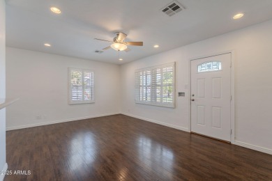 Live steps to 222-acre Encanto Park with two golf courses, a 7 on Encanto 18 Golf Course in Arizona - for sale on GolfHomes.com, golf home, golf lot