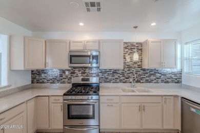Live steps to 222-acre Encanto Park with two golf courses, a 7 on Encanto 18 Golf Course in Arizona - for sale on GolfHomes.com, golf home, golf lot