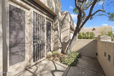 Welcome home to this beautiful single-level residence offering 1 on Legend Trail Golf Club in Arizona - for sale on GolfHomes.com, golf home, golf lot