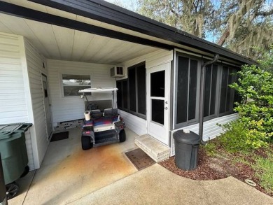 $480 per month lot rent  Type: Singlewide  Size: 840 sq ft on Crystal Lake Club in Florida - for sale on GolfHomes.com, golf home, golf lot