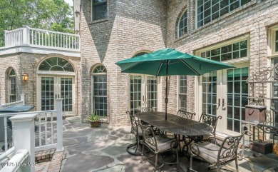 Coastal Elegance Awaits!

Discover the perfect blend of luxury on Carolina National Golf Club in North Carolina - for sale on GolfHomes.com, golf home, golf lot