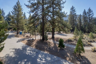 COMMERCIAL LOT: THE SELLER MAY CONSIDER CARRYING PAPER. This is on Pine Mountain Club in California - for sale on GolfHomes.com, golf home, golf lot